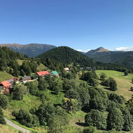 Bella V Hotelovom Komplexe Donovaly